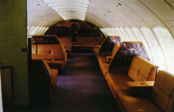 In 1976, Singapore Airlines redesigned its first class upper-deck to create 'slumberettes' - 6 custom divans that turned into beds.